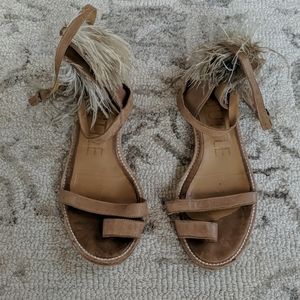 LD Tuttle Sandals